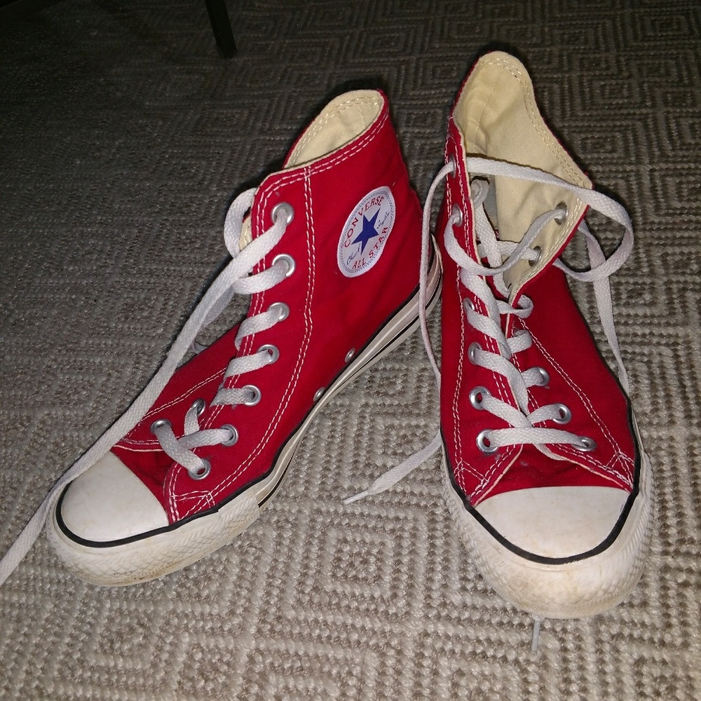 High top red Converse